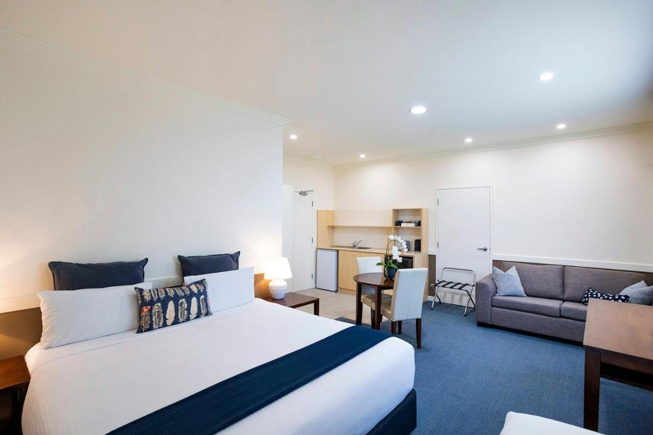 ווינדזור Hawkesbury Race Club Motel מראה חיצוני תמונה A typical studio apartment
