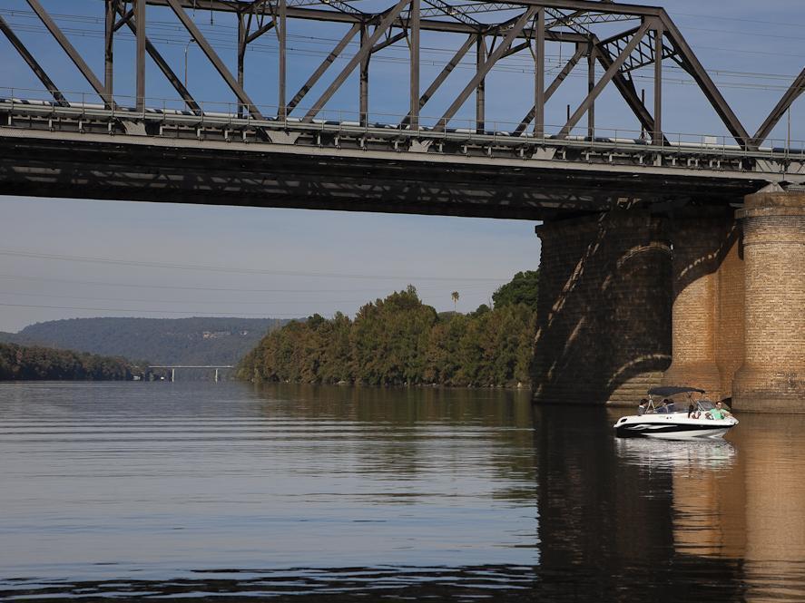 ווינדזור Hawkesbury Race Club Motel מראה חיצוני תמונה The bridge from the west